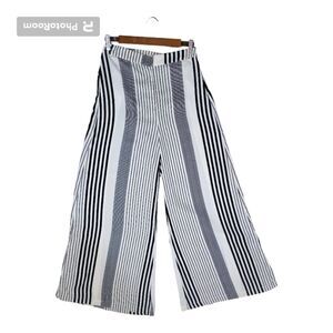 GB Navy Blue Striped Wideleg Flowy Highwaist Pants Womens Size Medium